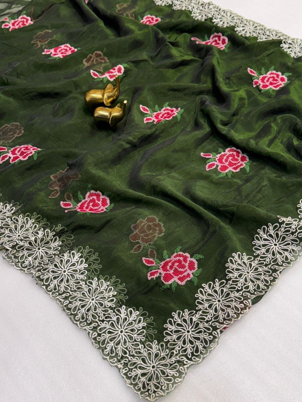 Pure silver crunch saree - Image 4